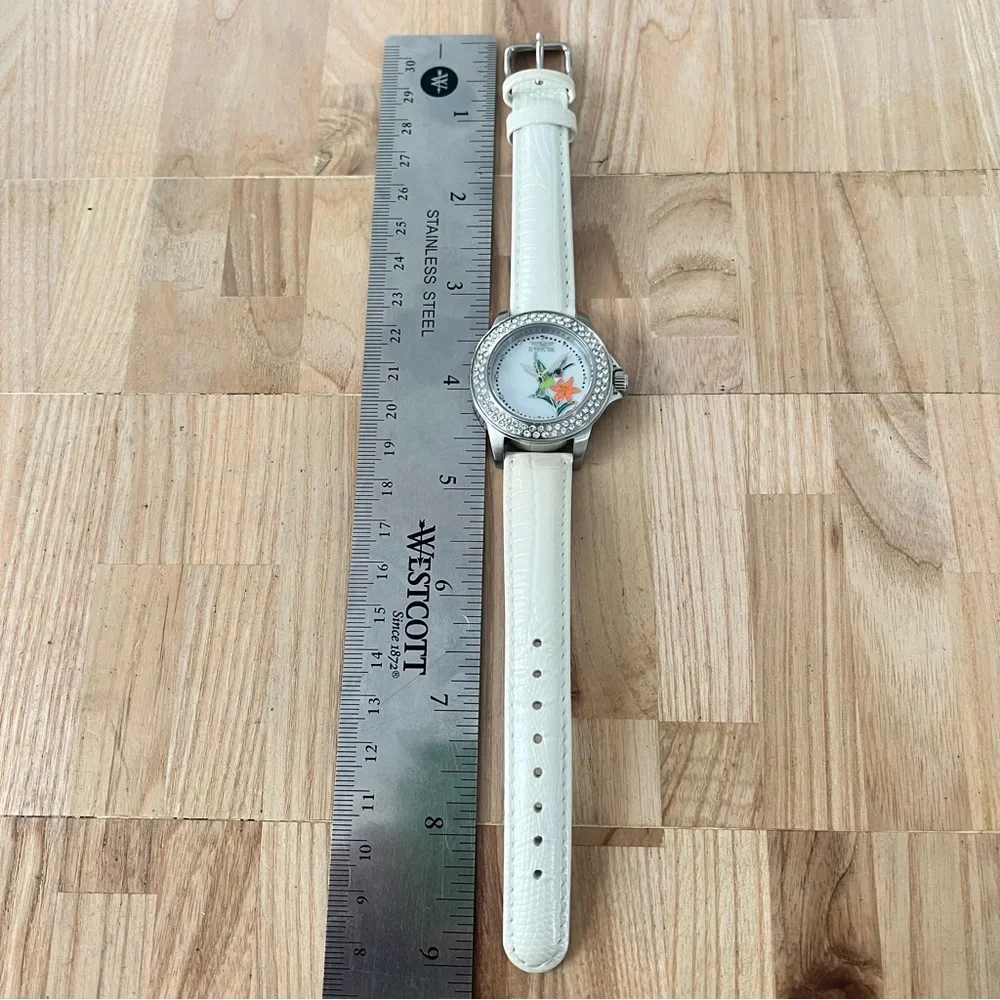 Invicta ladies hummingbird silver tone white leather watch NEW BATTERY